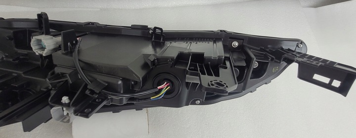 фото №14, Лампа права верхня повний led nissan x-trail t33 iv rogue 2021-