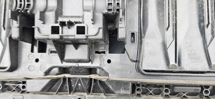 фото №16, Бампер bmw x1 u11m-pakiet 2022- перед переднє решітка радіатора жалюзі 9881918