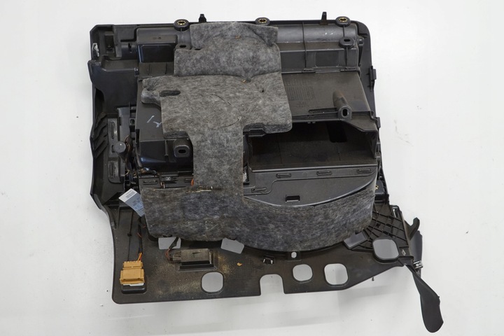 фото №5, Audi a4 b8 09r бардачок пасажира європа 8k1857035c
