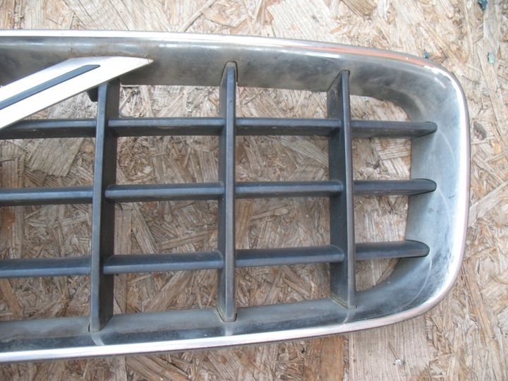 фото №3, Volvo xc90 i -решётка радиатора ,решётка 8620641