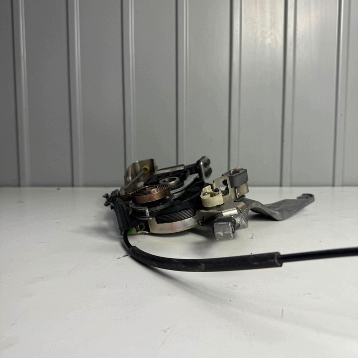 фото №7, Механізм ручник  гальма ручного mercedes c w204 oem номер a2044201484