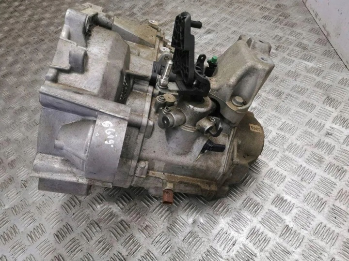 фото №8, Кпп кпп / коробка передач seat arona kj7 usn 1.0l бензин 85kw 2023