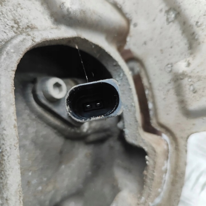 фото №7, Поворотна опора задня ліва porsche taycan 971407615b 35456082 420kw 2023