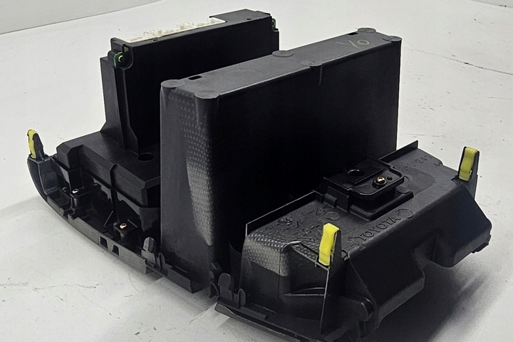 фото №9, Панель strerowania кондиционера toyota corolla _e12_ 554111a240 2.0l