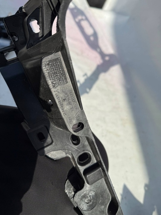 фото №12, Porsche macan 95b 30 tfsi 20 tdi pas переднее усилитель 95b805479f