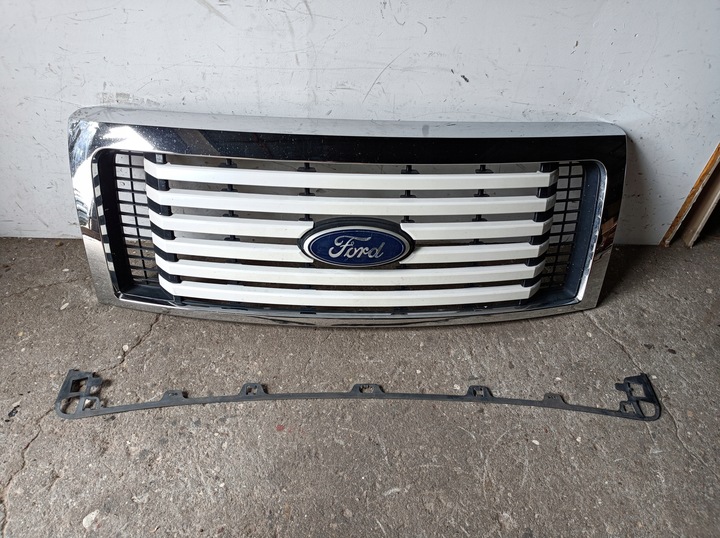 фото №1, Решётка радиатора решётка ford f-150 09-14