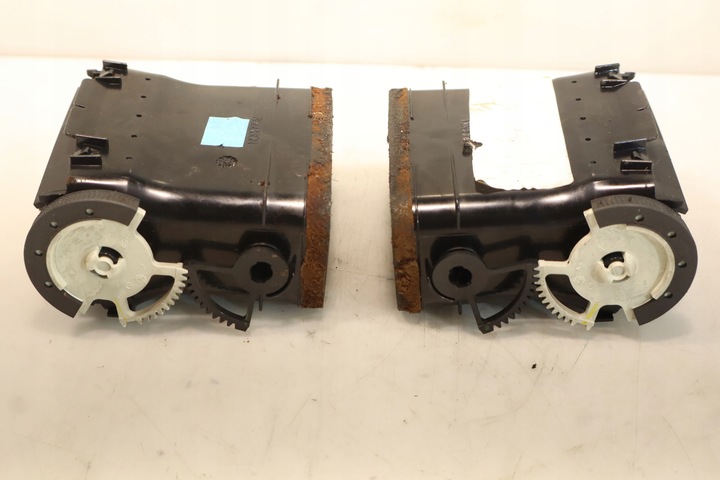 фото №5, Решітка повітропровід середня toyota avensis ii t25