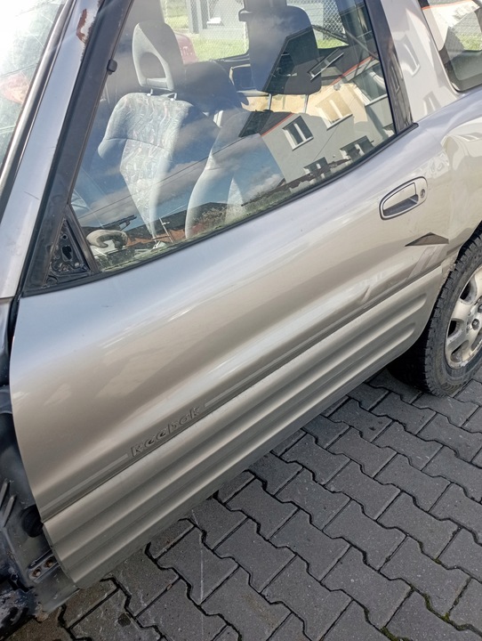 фото №1, Toyota rav4 i 3d дверь левая водителя голый k98