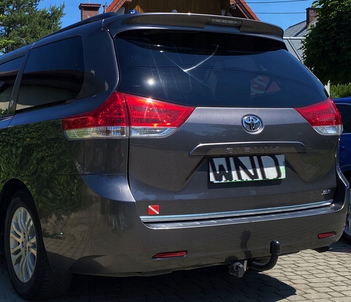 фото №9, Toyota sienna 2010 планка хромированная хром крышка