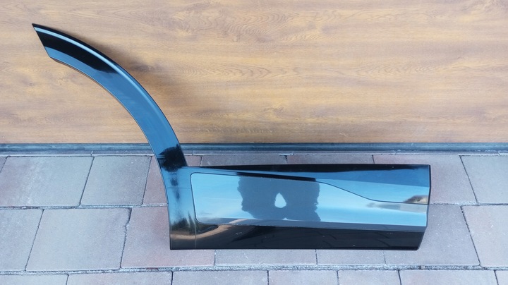 фото №1, Kia sportage v 2021 --планка двері правий зад 87734-r2300