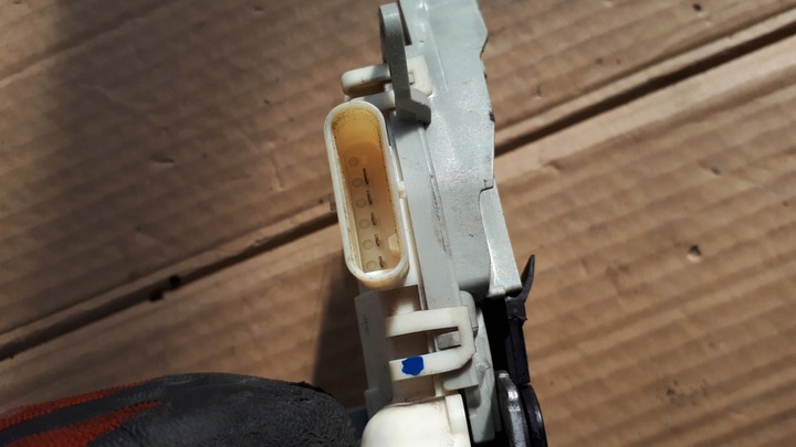 фото №6, S4 b8 a4 замок дверь правые зад 8k0839016d a5