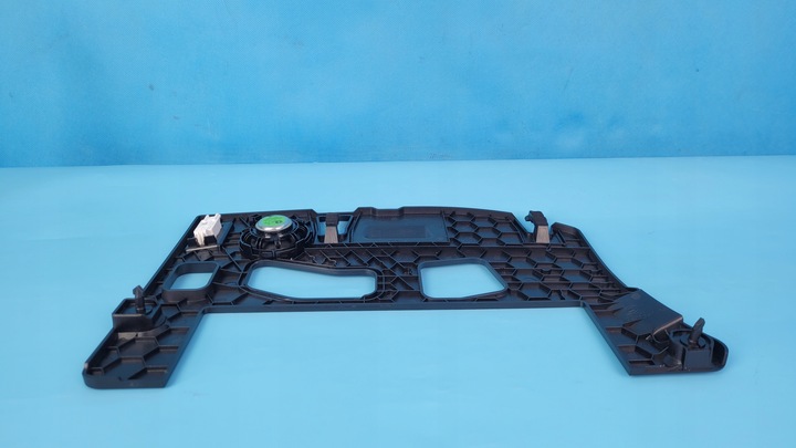 фото №7, Bmw f44 захист панелі консолі 146228 динамік 9151127 лампа інтер'єру 9472762