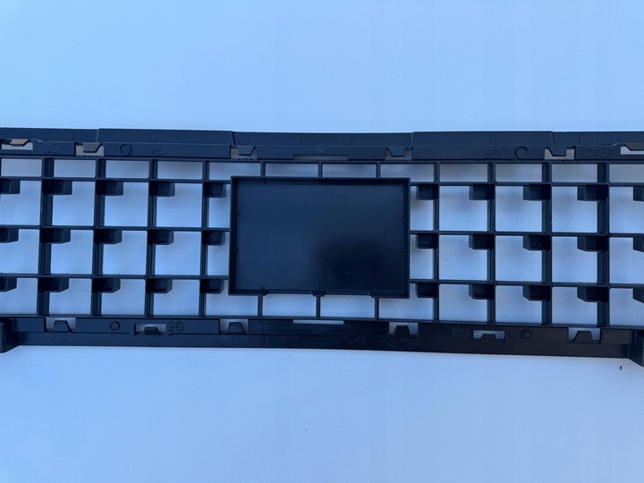 фото №9, Hyundai kona решітка бампера 86531fh700