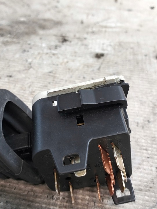 фото №11, Рулевой/подрулевой поворотов suzuki wagon opel 90221174