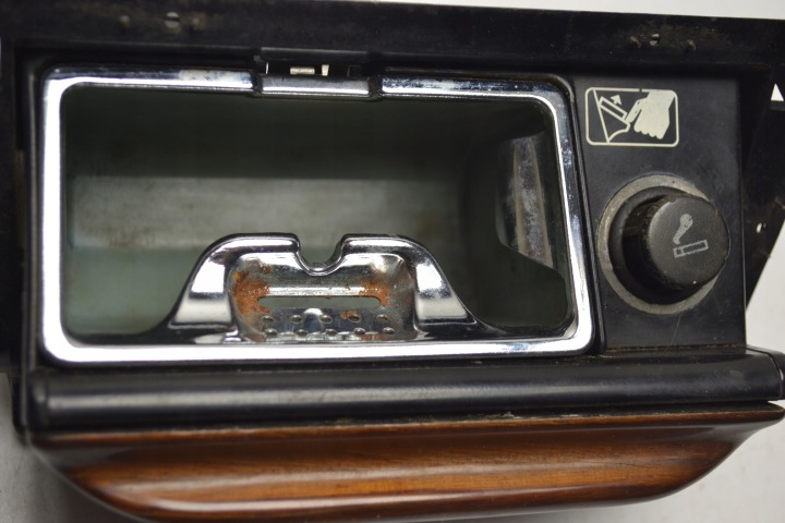фото №8, Mercedes w124 пепельница передняя консоли