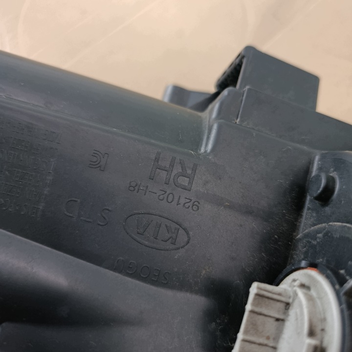 фото №12, Фара правое перед kia rio iv 92102-h8