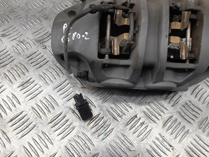 фото №5, Audi q5 sq5 80a615105q перед сторона ліва затискачі