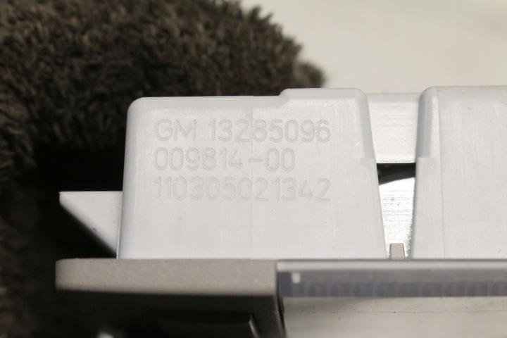 фото №3, Лампа освещение кабины opel astra j