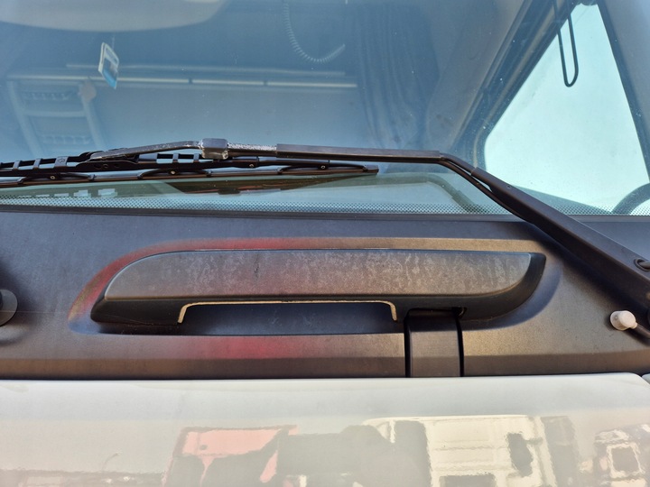 фото №1, Держатель ручка ручка подкапотное пространство левая комплектная з с петлей капота daf xf 106