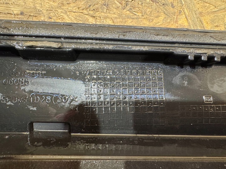 фото №11, Audi q5 i 1 8r 08-17 планка нижня двері ліві перед передня