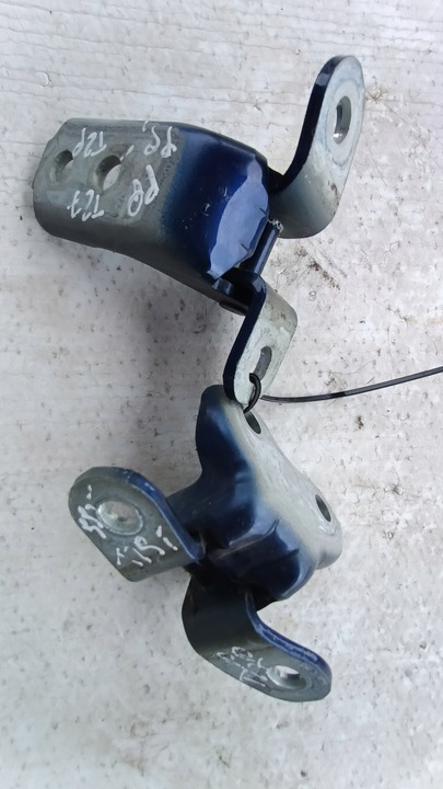 фото №1, Петли дверь перед правые avensis iii t27 t29