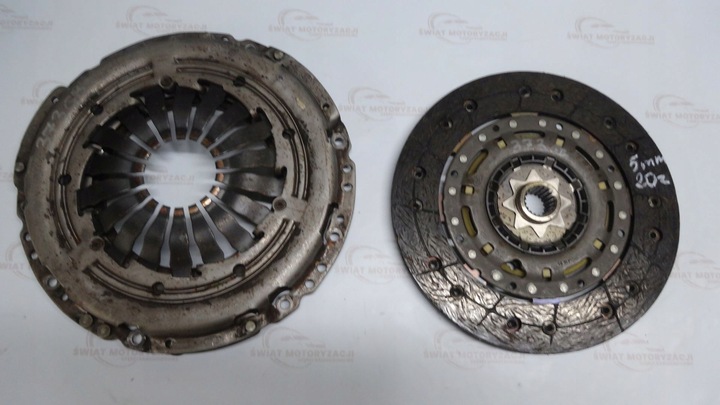 фото №1, Alfa romeo giulietta 1.4 multiair 11r 170km 55235565 зчеплення диск притиск