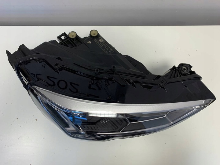 фото №11, Права ліва лампа фара audi q3 83a передній рестайлінг повний led