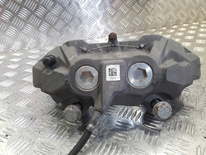 фото №6, Mercedes glc w253 суппорт тормозной правые перед