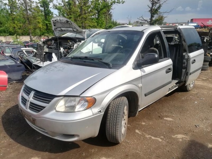 фото №8, Dodge grand caravan колектор випускний 2005 3.3l 04781043aa
