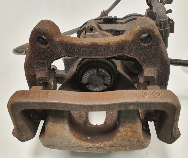 фото №5, Суппорт тормозной левое зад mercedes w176