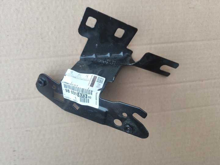 фото №6, Peugeot 2008 праве кронштейн кріплення крила 9803187380