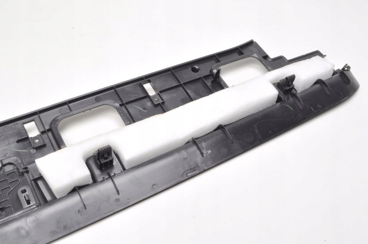 фото №10, Land rover discovery l462 защита край багажника hy32-5d087-b