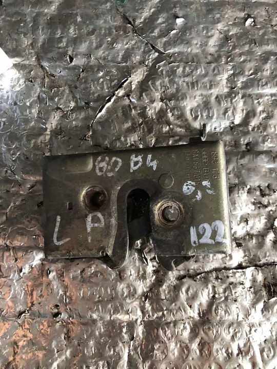 фото №14, Замок дверь 8a1837016a audi 80 b3 b4 8a0839015a зад перед правые 8a1837015a