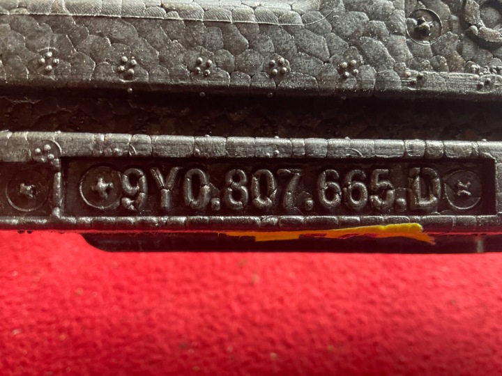 фото №15, Porsche cayenne 9y пена абсорбер правое+ левое 9y0807666d/9y0807665d