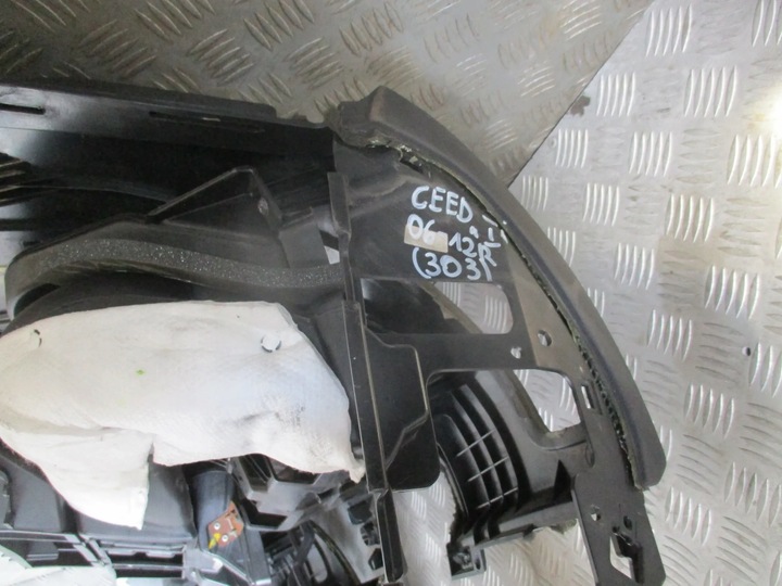 фото №7, Панель подушки kia ceed 1.6 crdi 06-12 r.