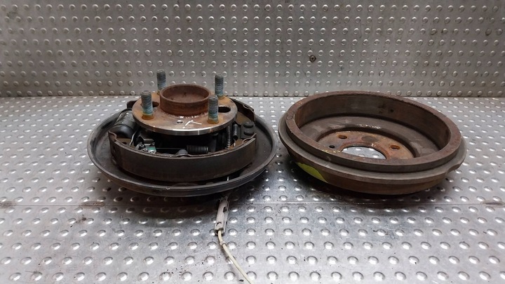 фото №3, Ступица барабан левый зад kpl 8v511113a ford fiesta mk7