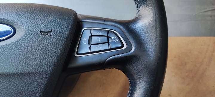 фото №6, Ford focus mk3 рестайлинг руль подушка подушка мультифункция