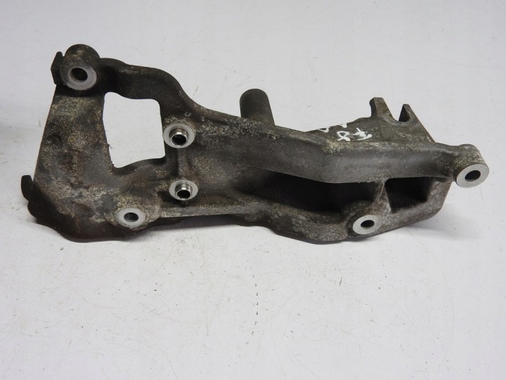 фото №7, Mitsubishi asx 1.8 did 10-12 кронштейн кріплення компресора кондиціонера 1801a070