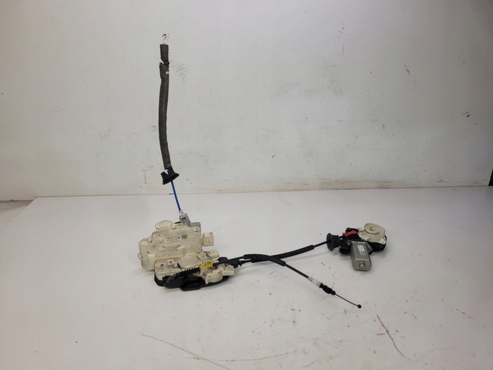 фото №1, Замок двері праві зад audi a8 d4 4h0839016d доводчик