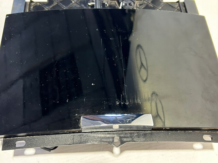 фото №3, Пепельница прикуриватель vw touareg 7l 7l6857961c