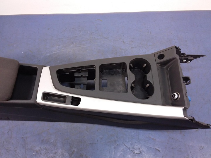 фото №5, Audi a4 8w тунель середній підлокітник 8w1863241a