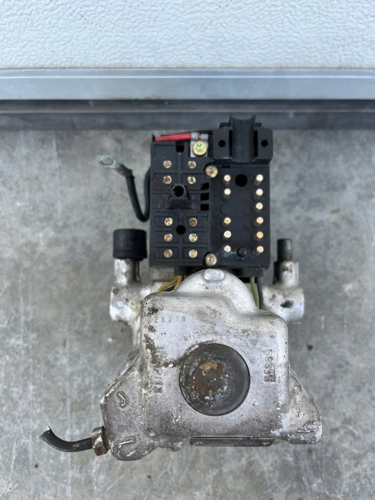фото №7, Головний гальмівний циліндр abs mercedes w124 r129 w201 w126 0265200043