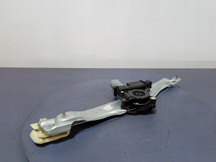 фото №1, Insignia b универсал подъемник стекла зад правые