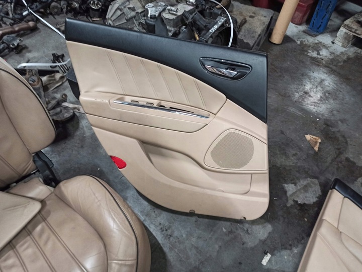 фото №5, Lancia delta iii комплект сидений диван обшивки сиденье кожа beż budyń