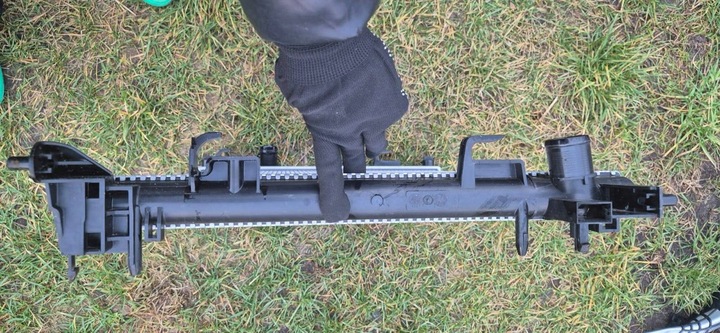 фото №6, Радіаторів води nissan qashqai j11 kadjar 214104eb0b