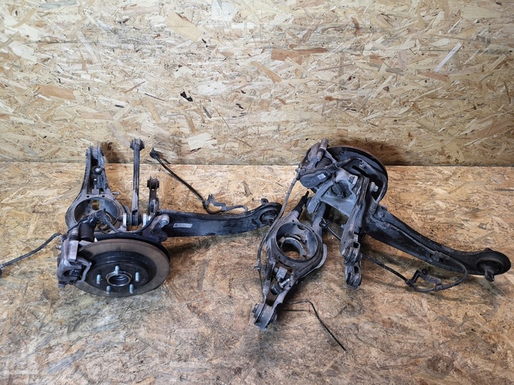 фото №1, Hyundai tucson 4 iv ніжка поворотна опора права задня