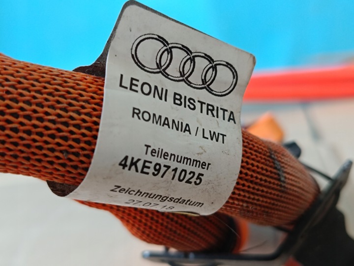 фото №13, Audi q8 e-tron 55 quattro 300kw 2019 r джгут трубка  заряджання 4ke971025