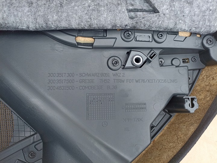 фото №7, Боковина дверь задних зад правые левый обивка mercedes w156 x156 gla amg