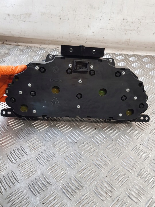 фото №8, Спидометр 04828962ab jeep cherokee kj 2.5d 02r- европа