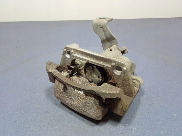 фото №6, Hyundai i30 iii супорт гальмівний праве зад заднє скоба 58230g4300